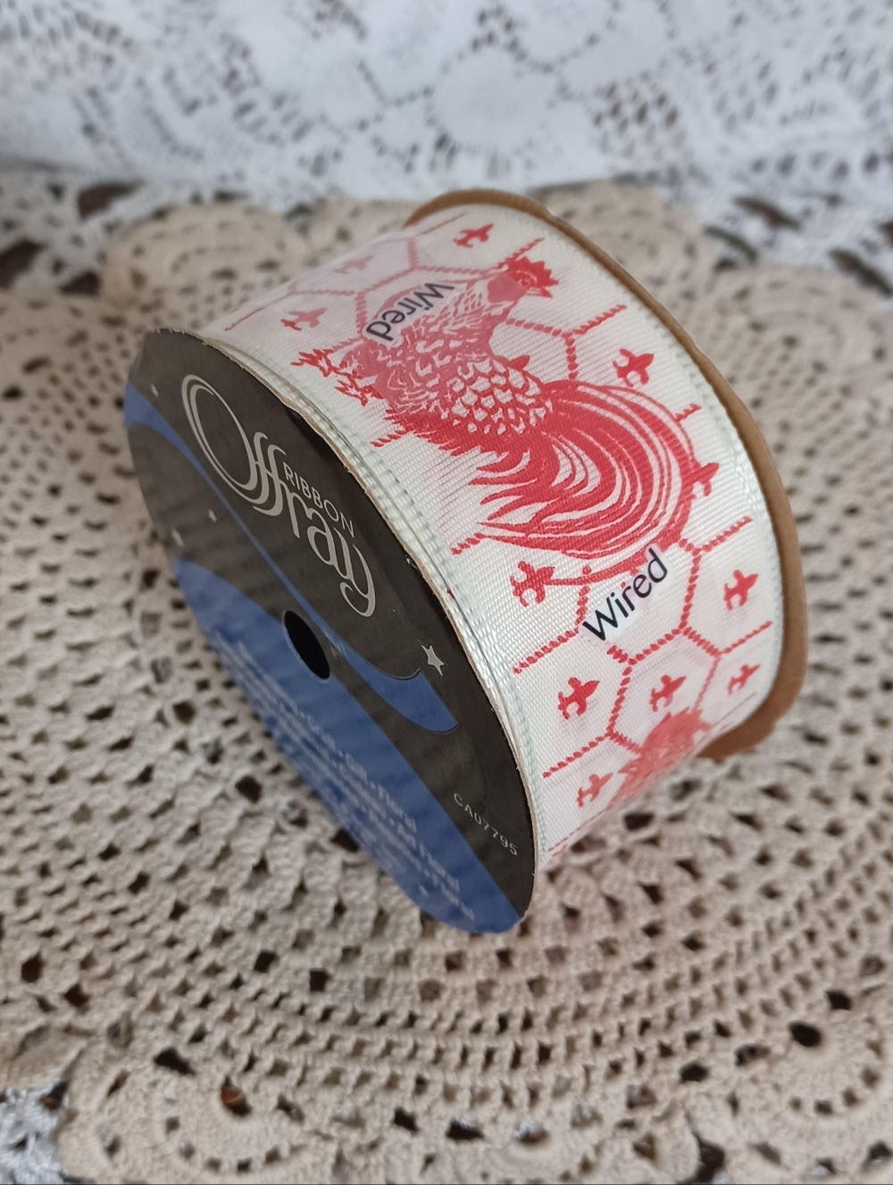 NEW OFFRAY WIRED RIBBON 39517 ROOSTER/FLEUR-DE-LIS RED & IVORY 1.5" X 9 FEET